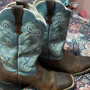 Womans ariat cowboy boots